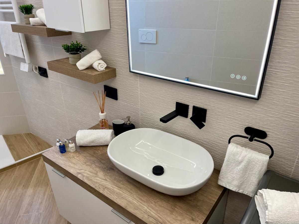 Luxury Downtown - Milan Mf Apartments מראה חיצוני תמונה